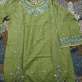Ezzah 3pcs Embroidered| Zaroon