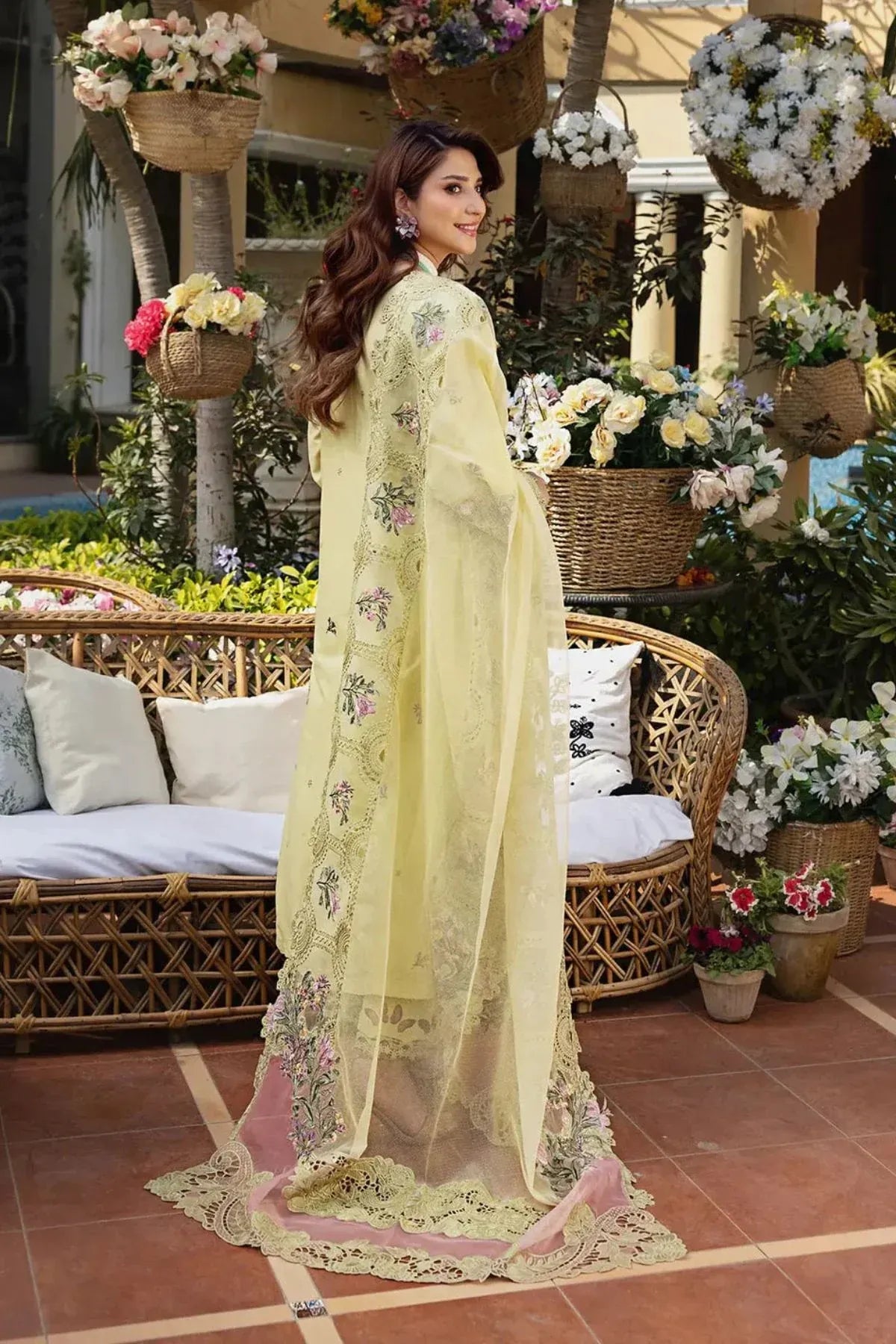rangreza_dhanak_3Pc_Winter_ladies_collection_zaroonfashion_3