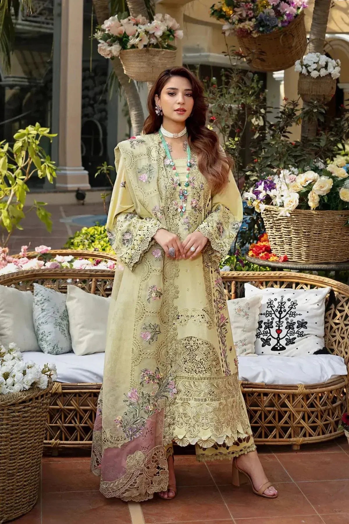 rangreza_dhanak_3Pc_Winter_ladies_collection_zaroonfashion_4