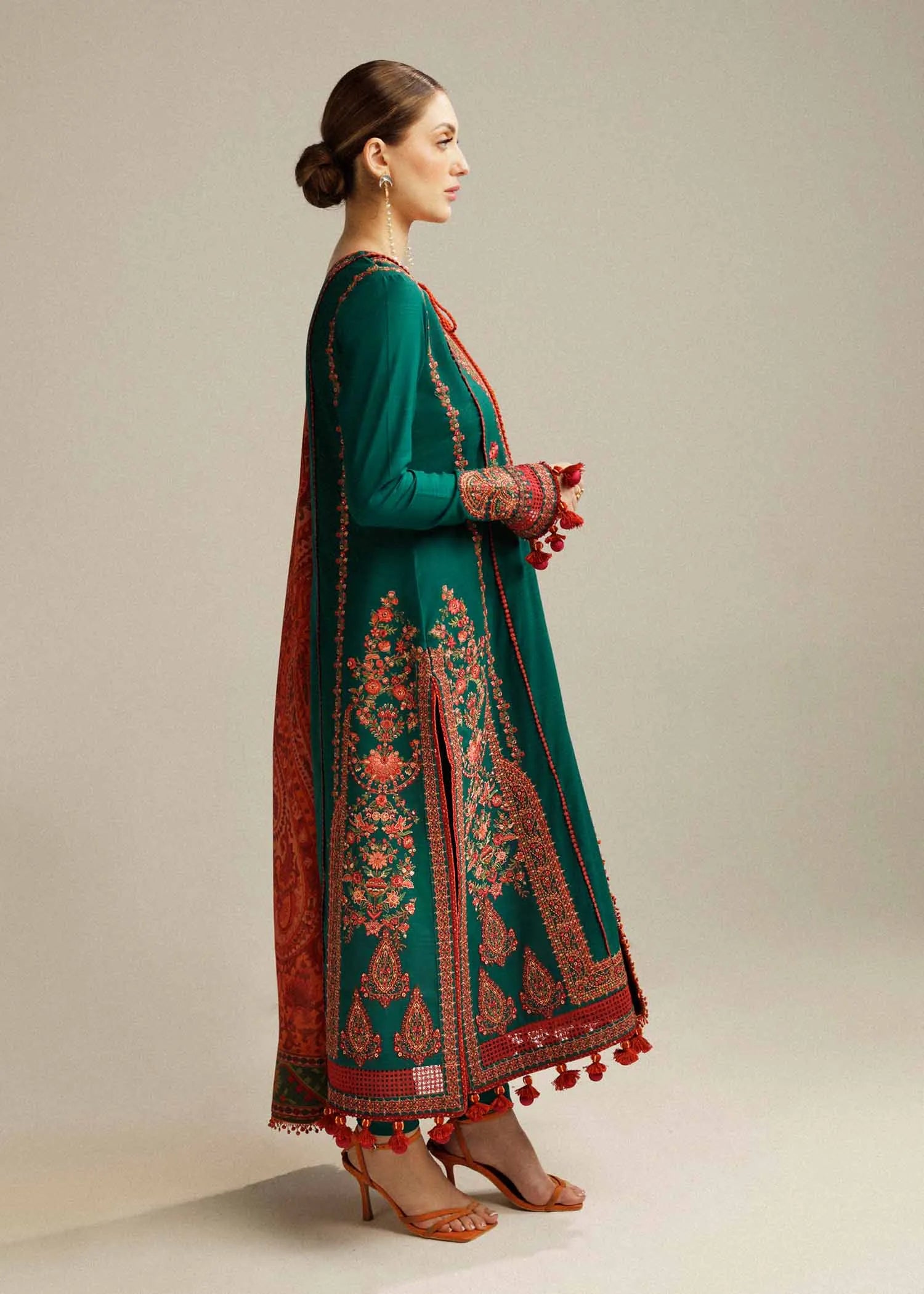zareen_dhanak_3Pc_Winter_ladies_collection_zaroonfashion_3